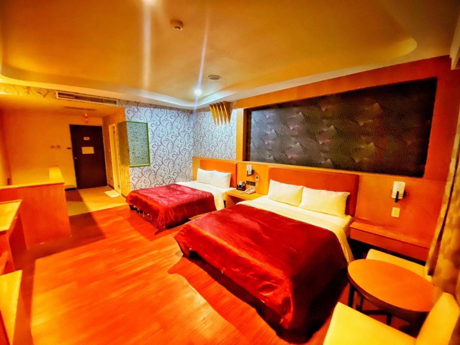 Hua Xiang Motel - Nanzih Kaohsiung Eksteriør billede